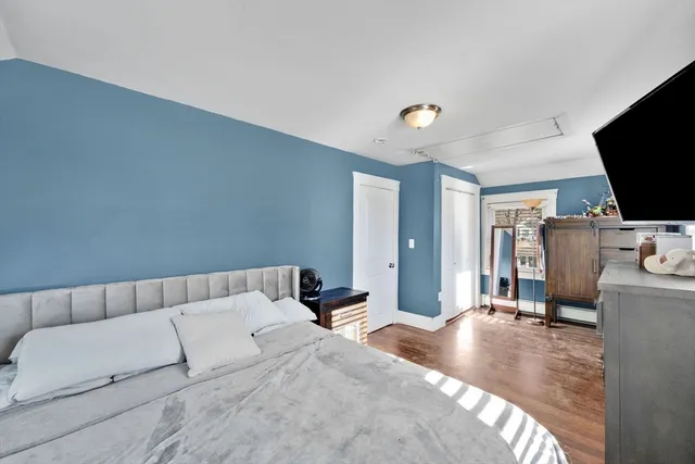 $384,900 | 5 Edwidge Street, Worcester, MA 01602