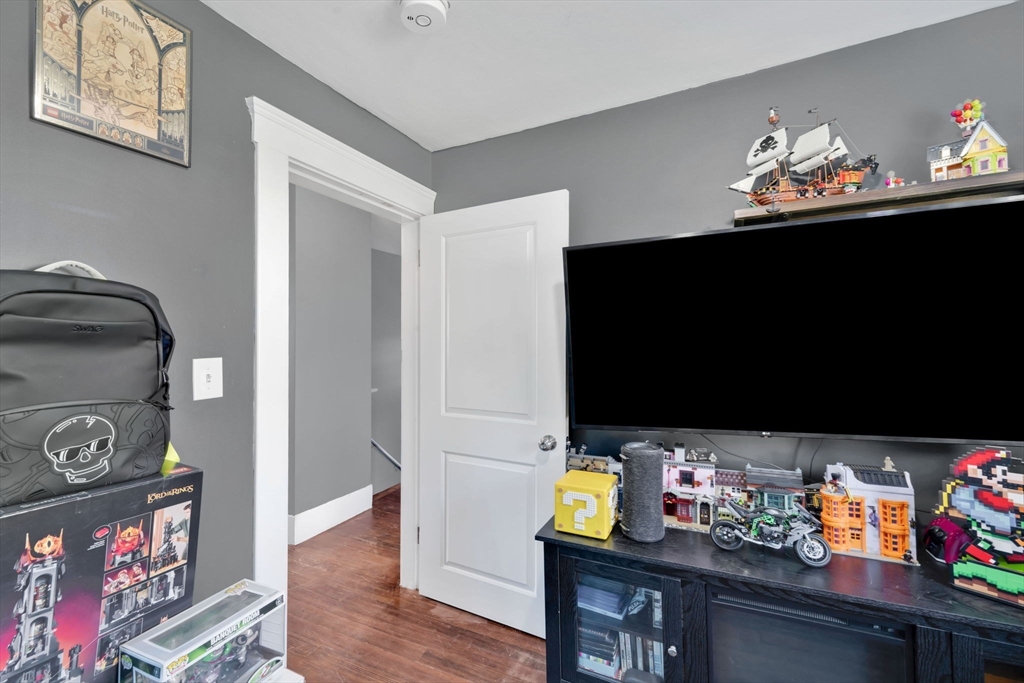 5 Edwidge Street Worcester, MA 01602 - Photo 21 of 27