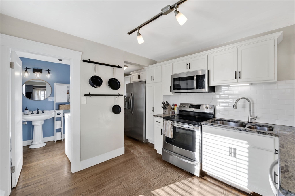 5 Edwidge Street Worcester, MA 01602 - Photo 8 of 27