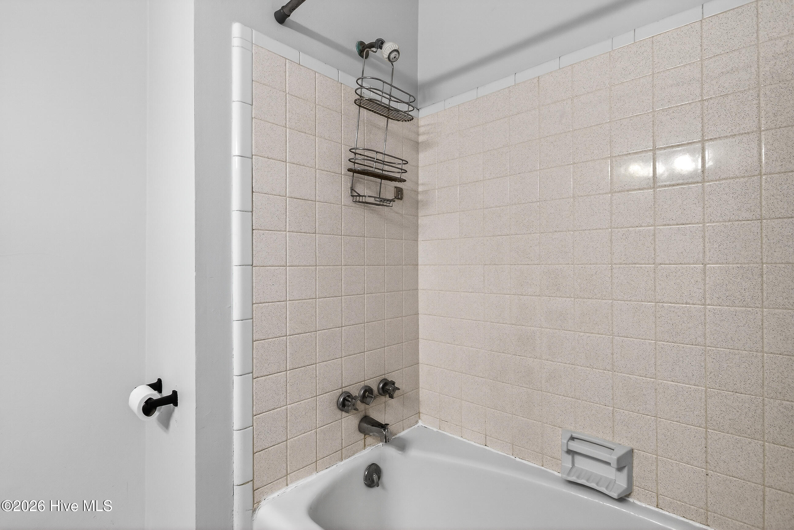 209 Cardinal Road Jacksonville, NC 28546 - Photo 19 of 26 Bathroom