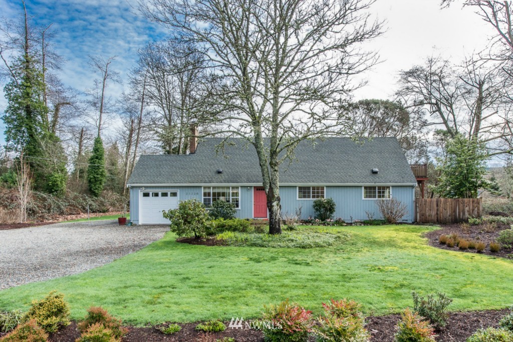 23226 Kingsbury Road Southwest Vashon, WA 98070 - Photo 17 of 24 Gallery Image 17