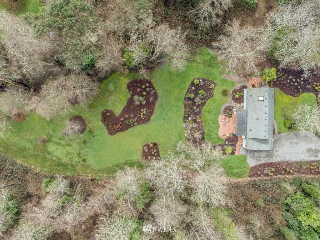 23226 Kingsbury Road Southwest Vashon, WA 98070 - Photo 21 of 24 Gallery Image 21