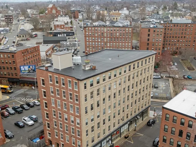 $309,900 | 21 Wingate Street, Unit 303, Haverhill, MA 01832