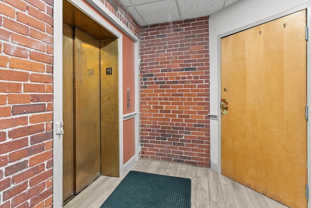 21 Wingate Street, Unit 303 Haverhill, MA 01832 - Photo 4 of 12