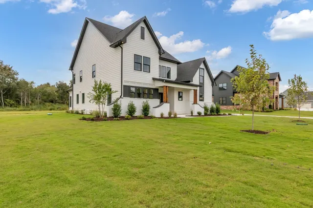 $1,124,900 | 7205 Denton Drive, Bell Buckle, TN 37020