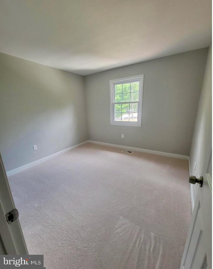 8029 Sleepy View Lane Springfield, VA 22153 - Photo 11 of 14