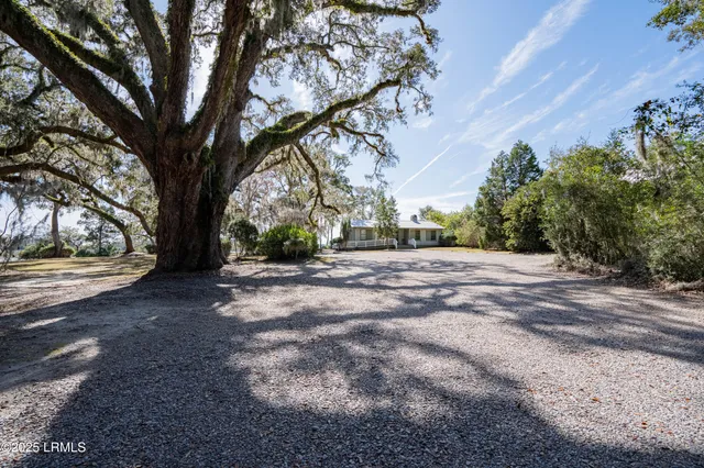 $550,000 | 208 Bull Point Drive, Seabrook, SC 29940