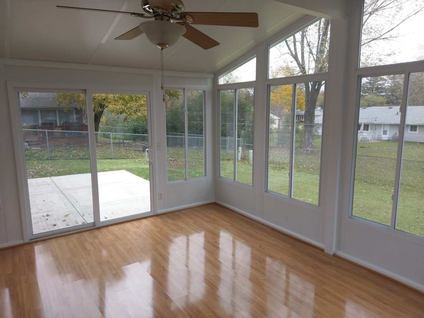 21 South Oltendorf Road Streamwood, IL 60107 - Photo 6 of 11