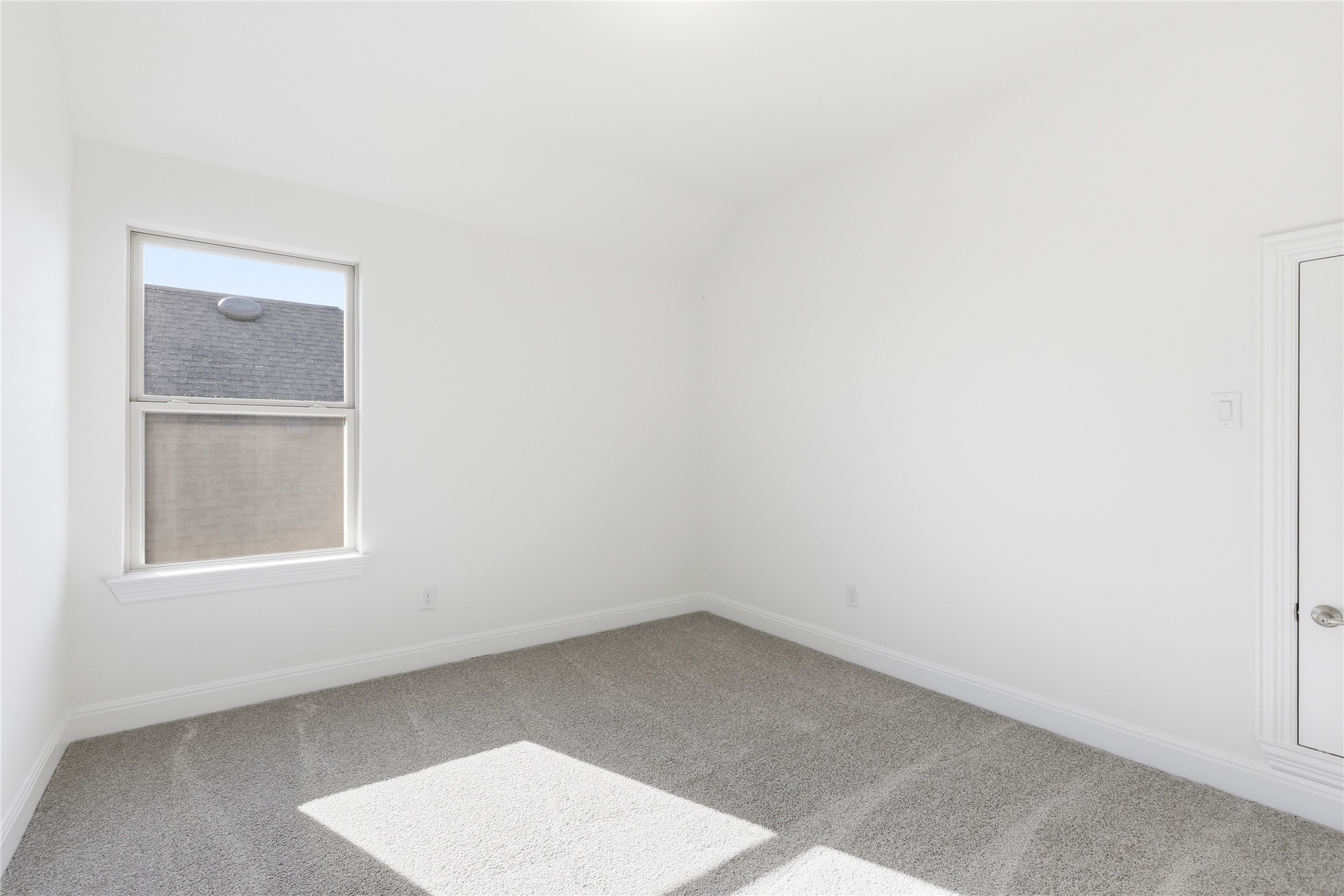 308 Frio Spgs Trail Georgetown, TX 78628 - Photo 25 of 32 an empty room with a window