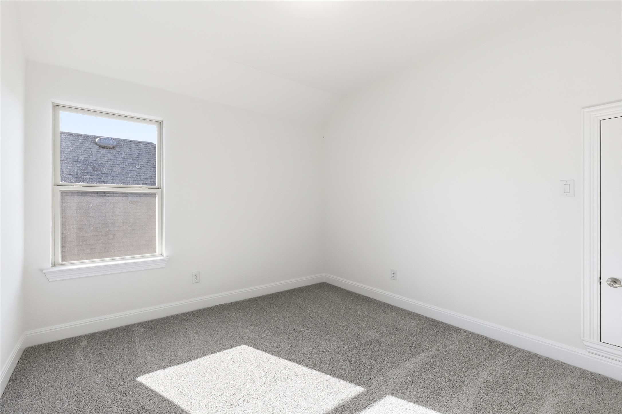 308 Frio Spgs Trail Georgetown, TX 78628 - Photo 28 of 32 an empty room with a window