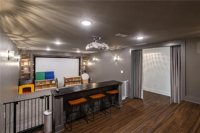 $1,375,000 | 8719 Sycamore Avenue, Kansas City, MO 64157