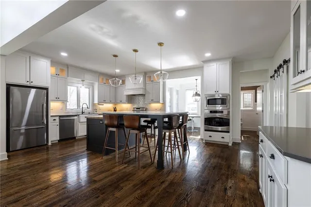 $1,375,000 | 8719 Sycamore Avenue, Kansas City, MO 64157