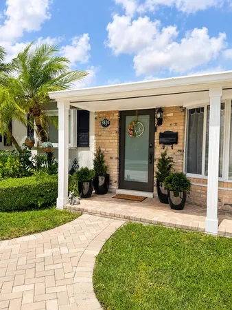 $1,199,000 | 5810 Southwest 89th Court, Miami, FL 33173