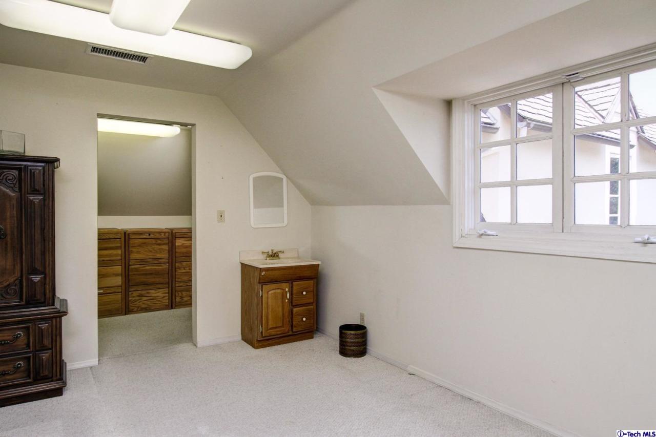 2494 Glen Canyon Road Altadena, CA 91001 - Photo 37 of 47 Additional Photo