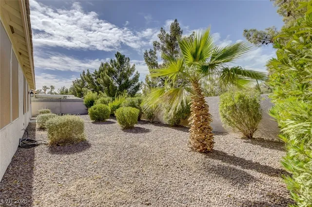 $2,390 | 1408 Reebok Terrace, Henderson, NV 89014