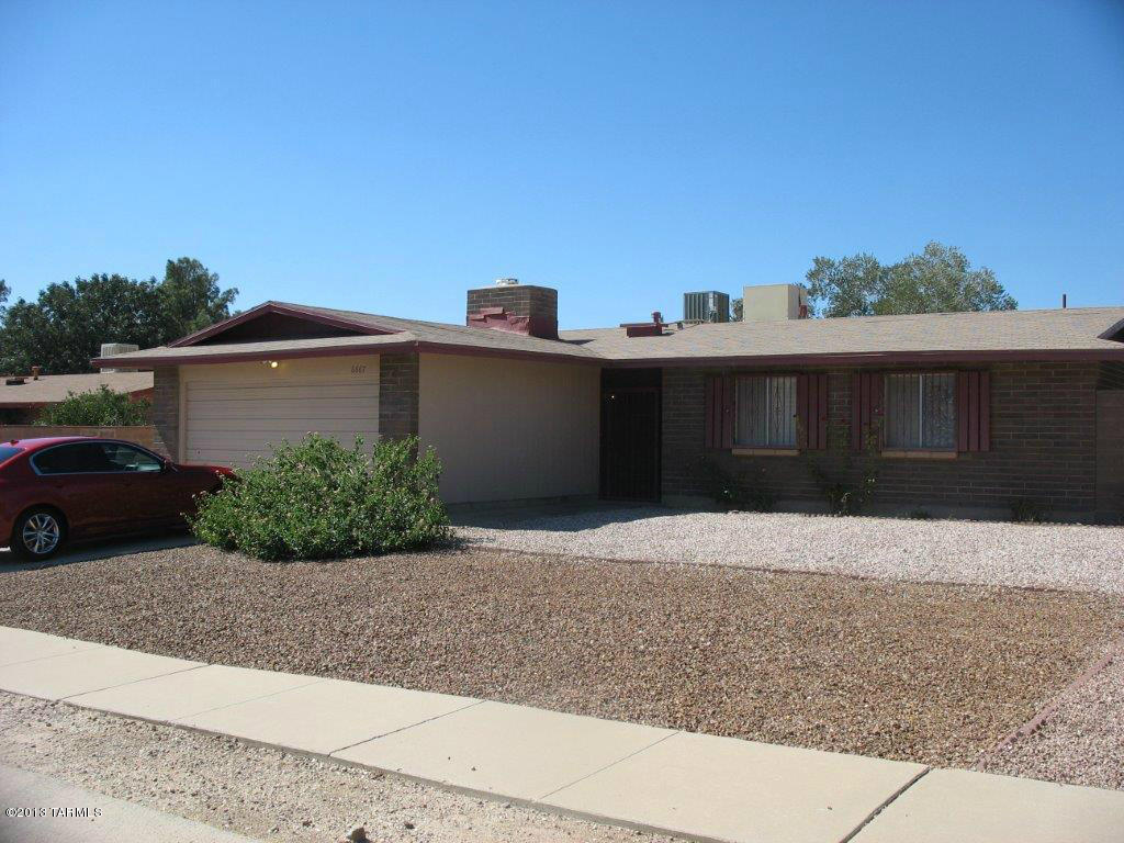 6667 North Galaxy Road Tucson, AZ 85741 - Photo 3 of 32 Gallery Image 3