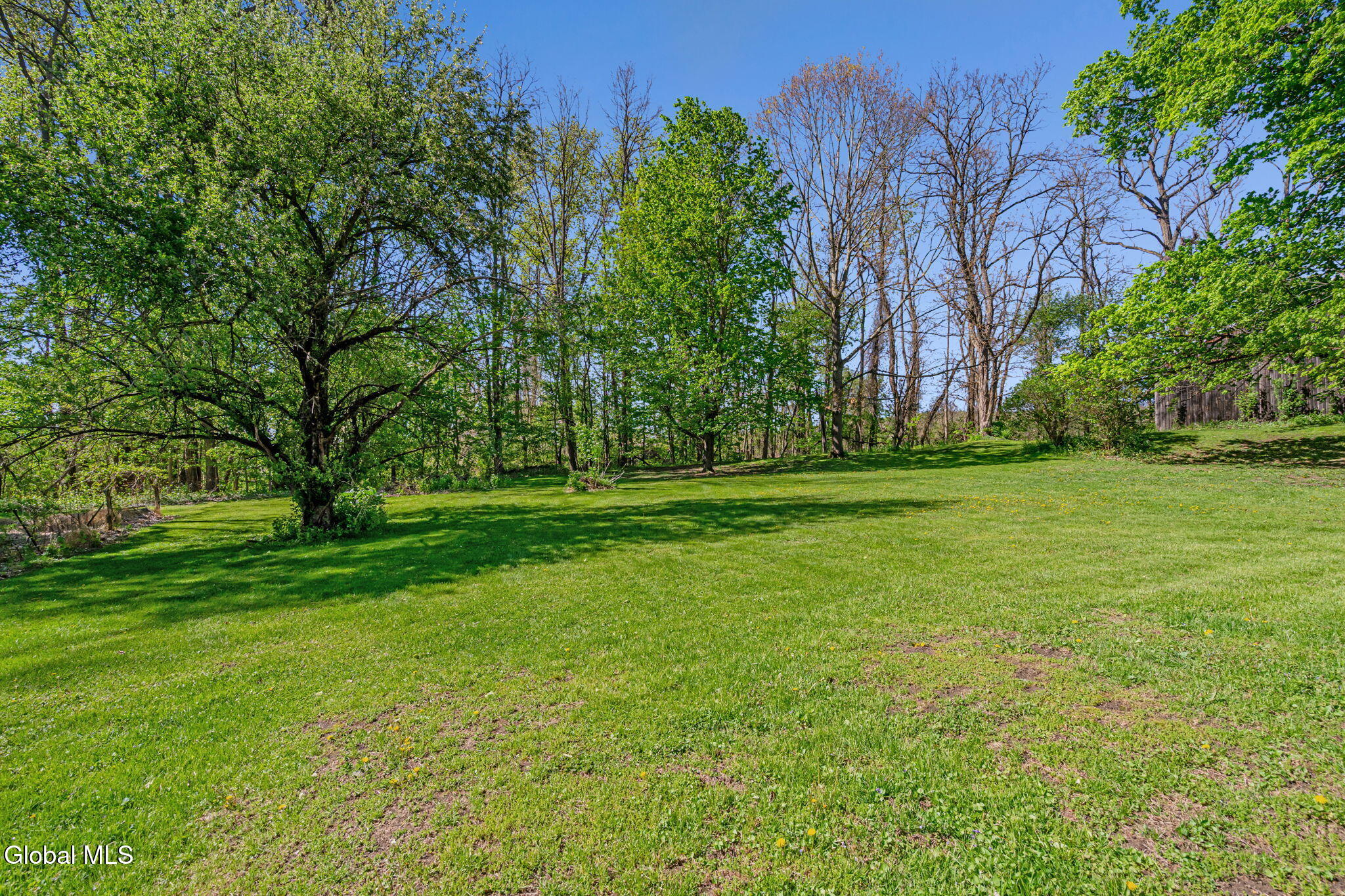 533 New Baltimore Road New Baltimore, NY 12192 - Photo 32 of 36 20-web-or-mls-1032-dibella-dr