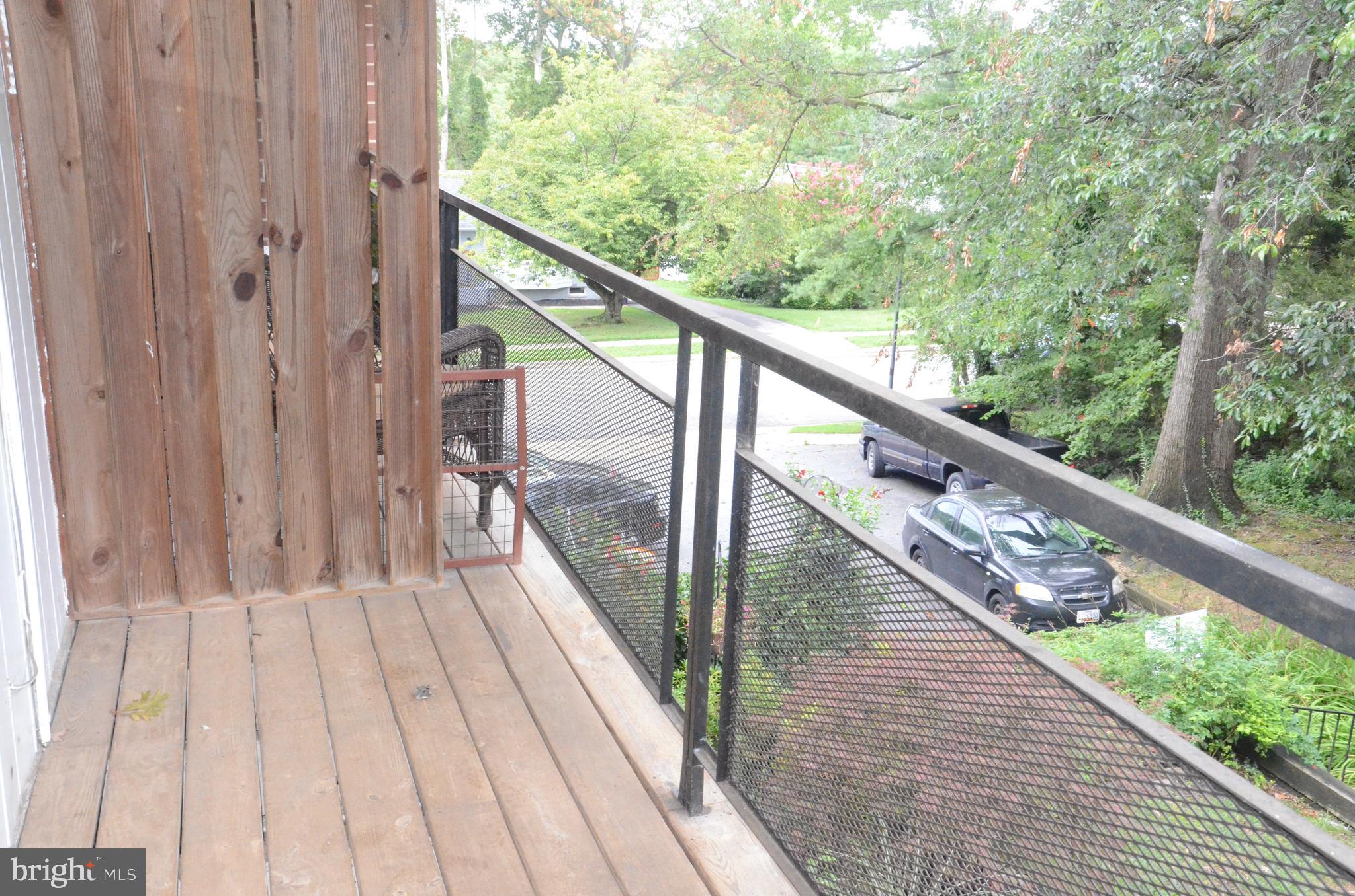 521 Epsom Road, Unit 2D Towson, MD 21286 - Photo 25 of 28 Parking lot below