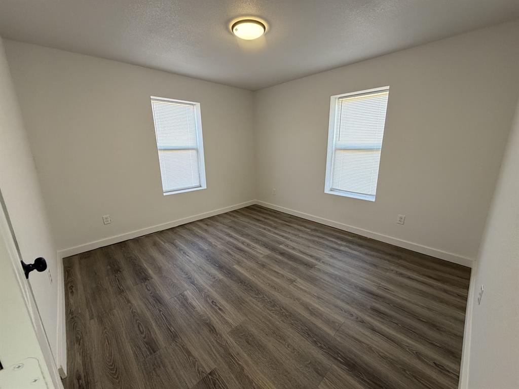 3002 1st Place Lubbock, TX 79415 - Photo 7 of 8