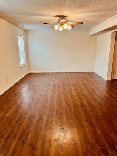 5329 Bluff View Drive Indianapolis, IN 46217 - Photo 5 of 25