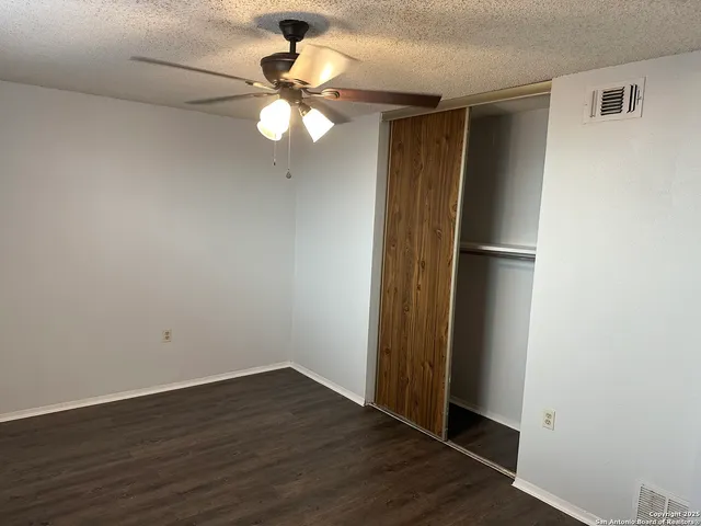 $1,575 | 4735 El Vedado Street, San Antonio, TX 78233