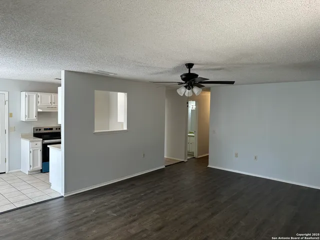 $1,575 | 4735 El Vedado Street, San Antonio, TX 78233