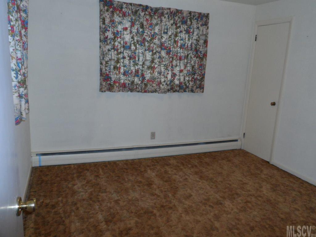 4145 Johnson Bridge Road Hickory, NC 28602 - Photo 3 of 13 Gallery Image 3