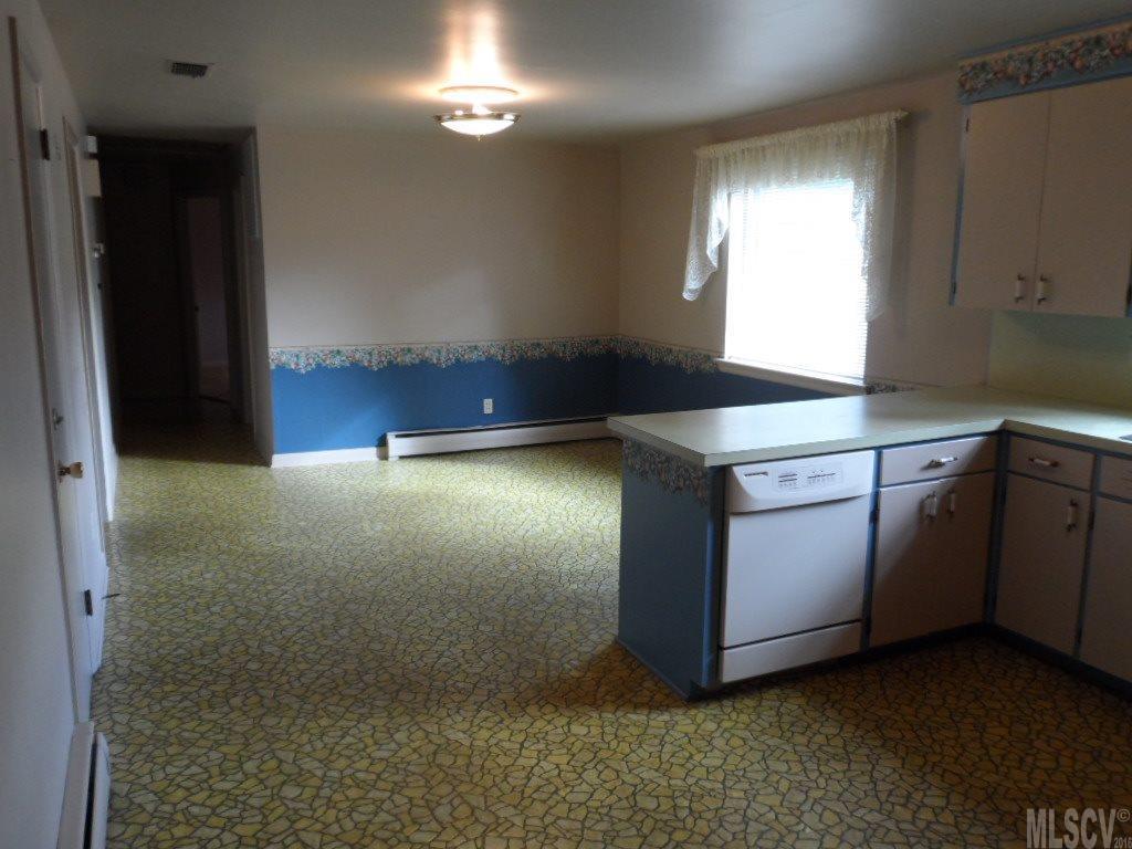 4145 Johnson Bridge Road Hickory, NC 28602 - Photo 8 of 13 Gallery Image 8