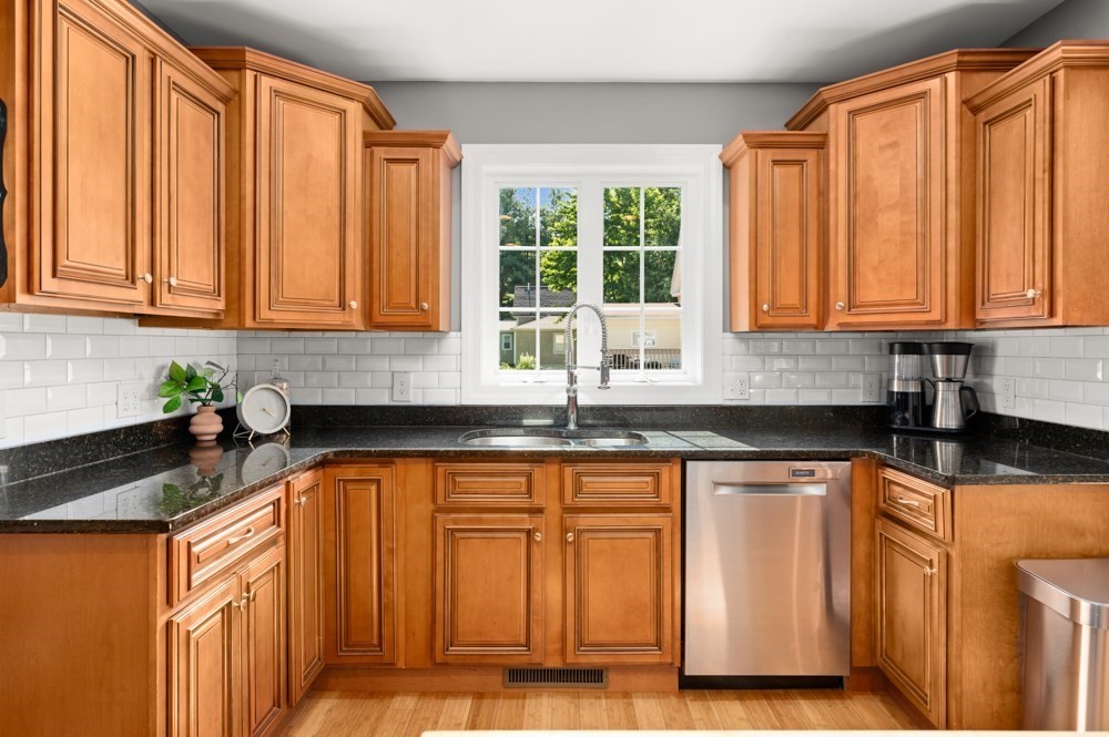 440 Lowell Street Andover, MA 01810 - Photo 14 of 42