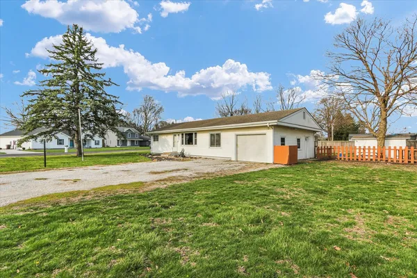 $195,000 | 205 Cory Street, Tolono, IL 61880