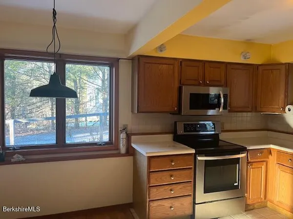 $315,000 | 9 Forest Row, Great Barrington, MA 01230