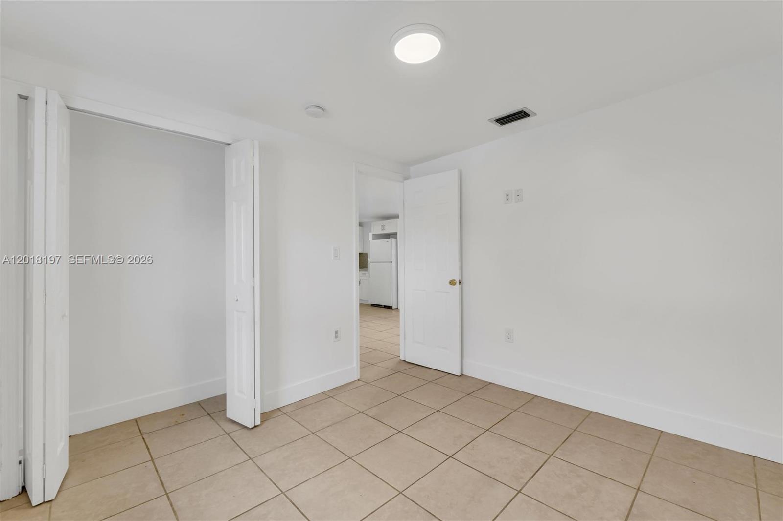 628 Southwest 8th Avenue Homestead, FL 33030 - Photo 12 of 25 a view of an empty room