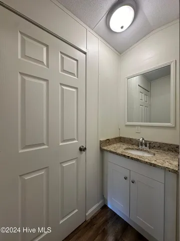 $1,150 | 1012 10th Street, Midway Park, NC 28544