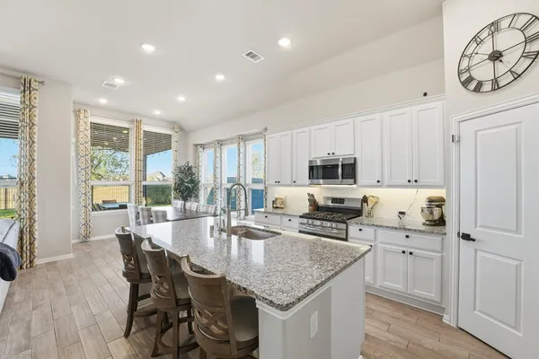 $440,000 | 7326 Evelyn Grove Drive, Spring, TX 77379