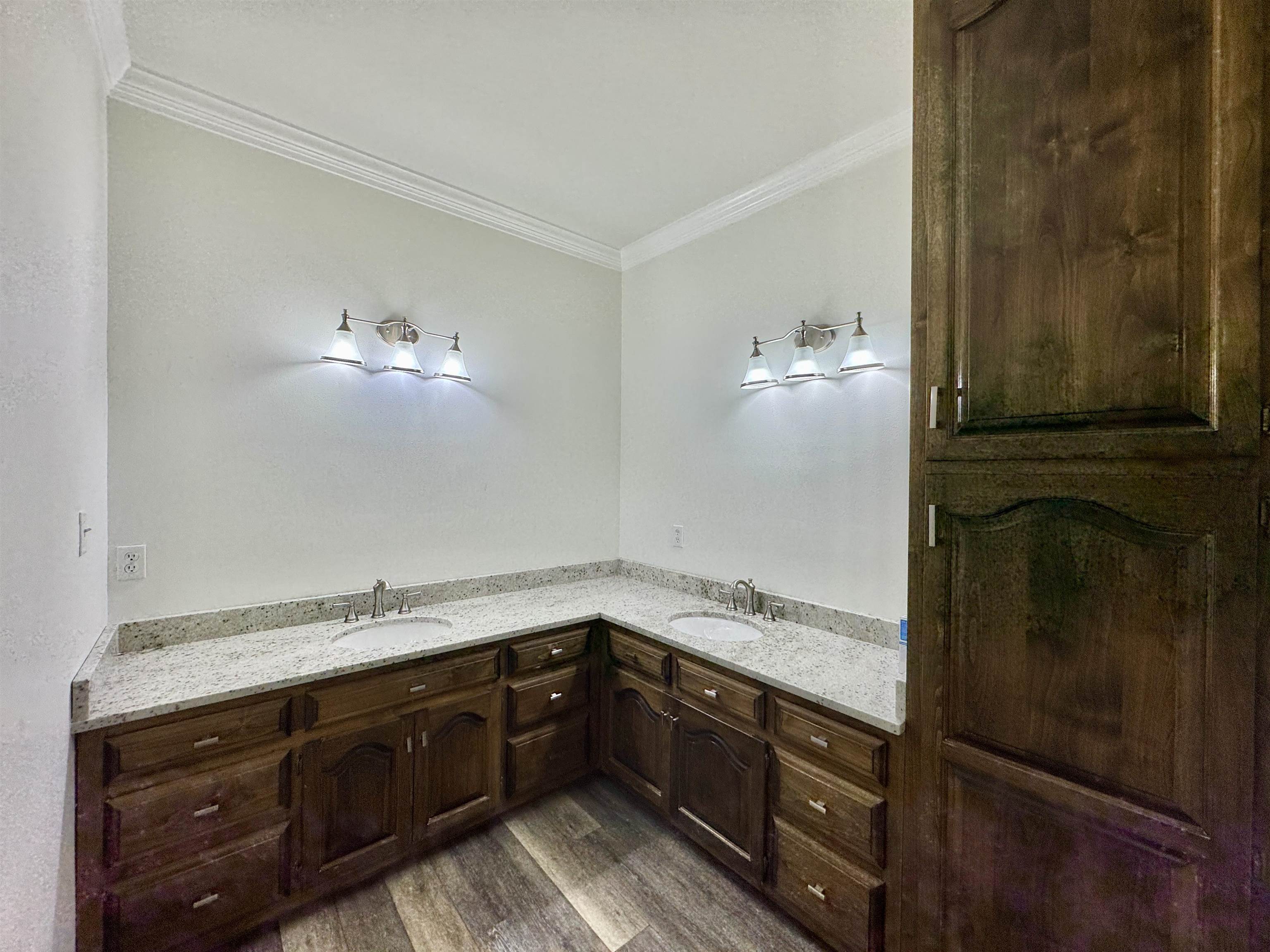 911 Mixon Avenue Bay Minette, AL 36507 - Photo 12 of 32 Bathroom