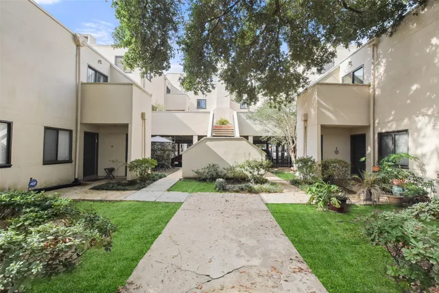 $209,900 | 402 Tuam Street, Unit 2, Houston, TX 77006