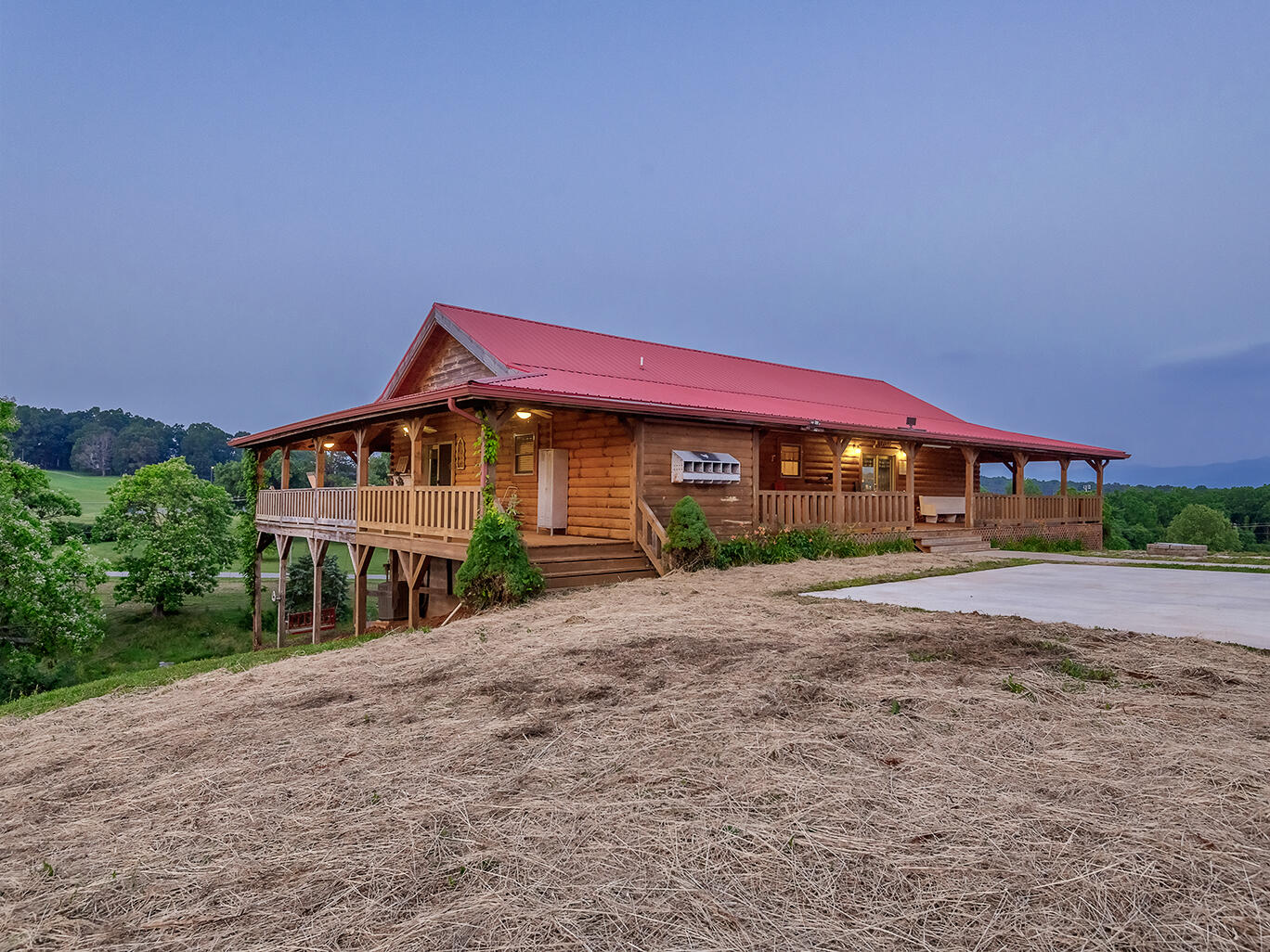1045 Edens Road Afton, TN 37616 - Photo 6 of 44 Exterior View