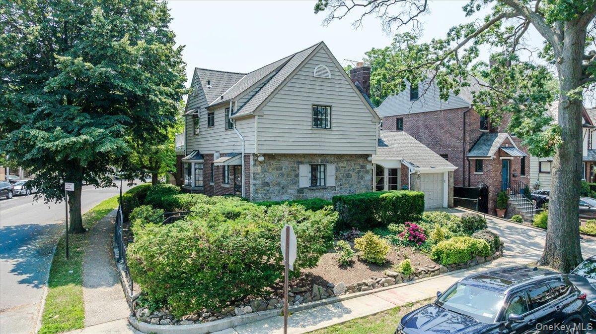 1264 Rhinelander Avenue Bronx, NY 10461 - Photo 47 of 50