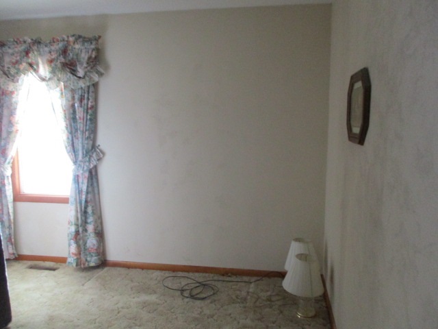 475 South Center Street Waterloo, IN 46793 - Photo 7 of 11 Gallery Image 7