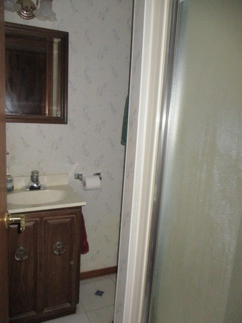 475 South Center Street Waterloo, IN 46793 - Photo 8 of 11 Gallery Image 8