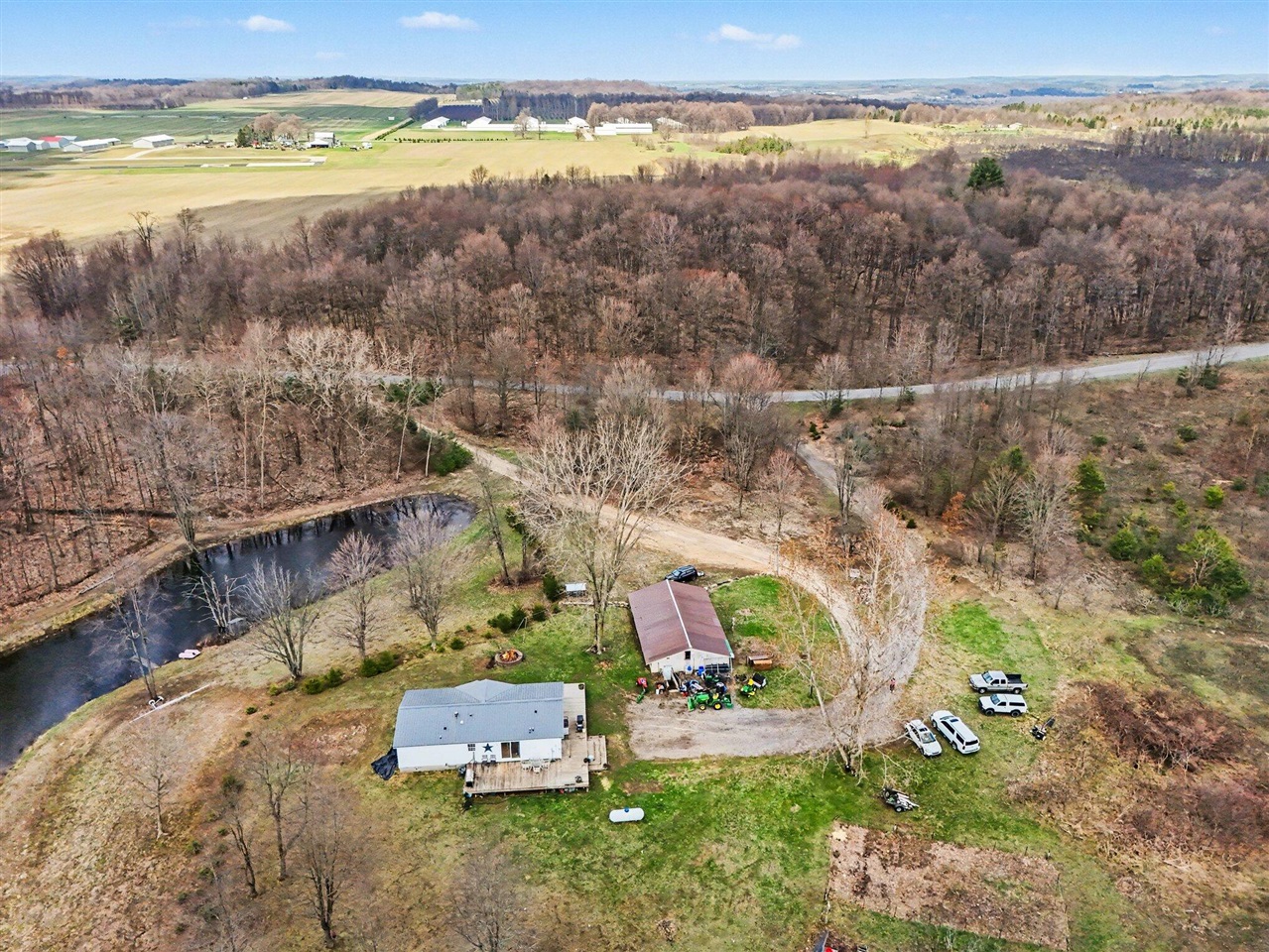 1723 West Warren Road Shelby, MI 49455 - Photo 3 of 38