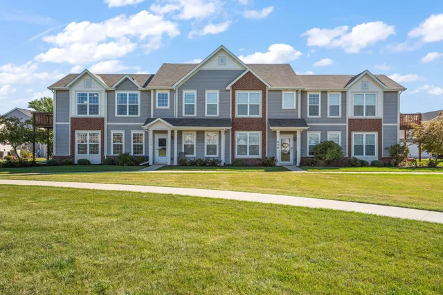 $225,000 | 11530 Vermont Court, Crown Point, IN 46307