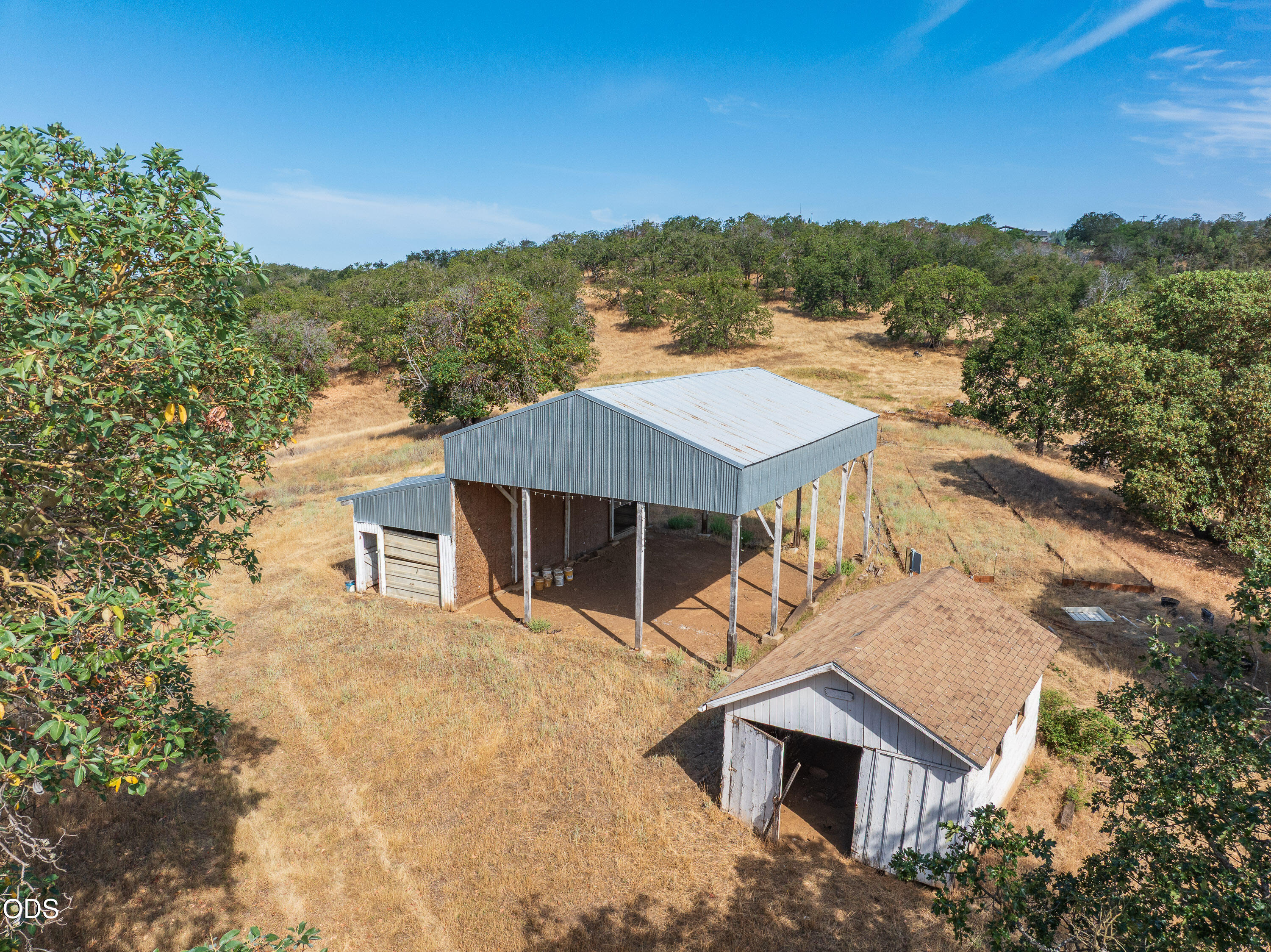 8785 Blackwell Road Central Point, OR 97502 - Photo 12 of 22