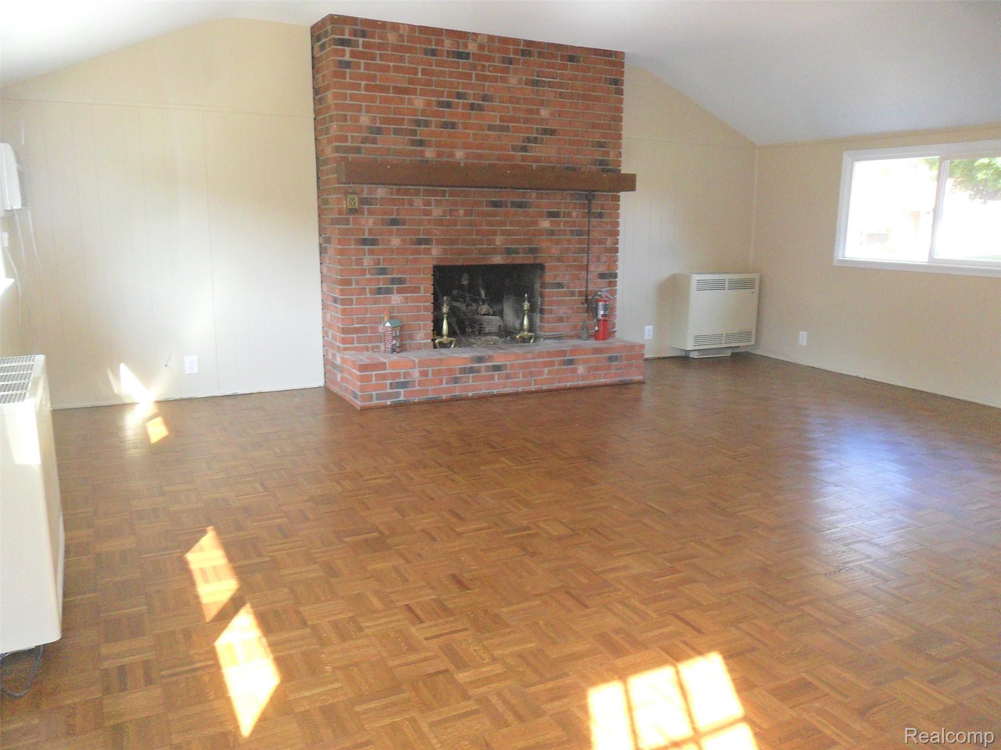 9688 Reeck Road Allen Park, MI 48101 - Photo 7 of 28 SAM_9547.JPG
