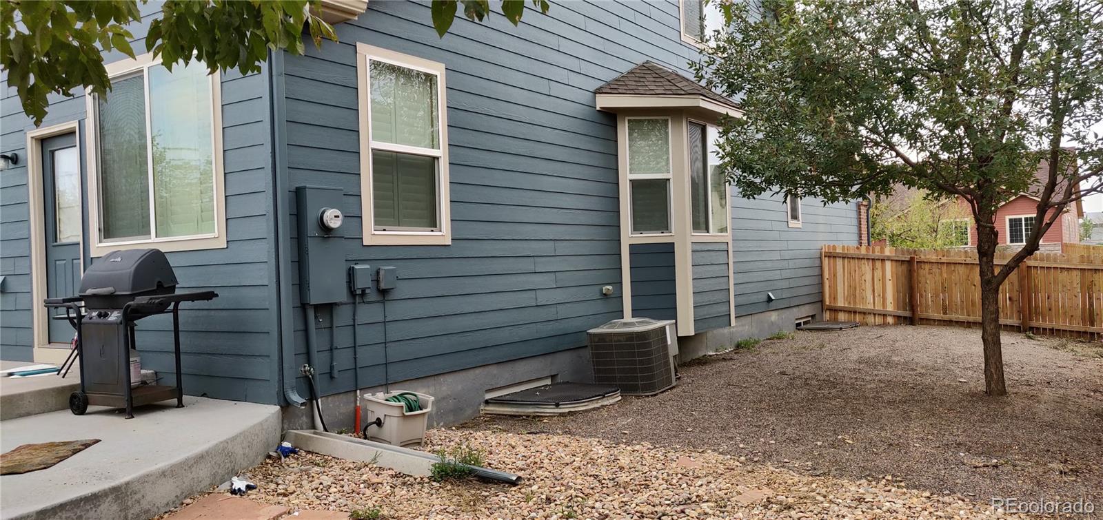 8108 Raspberry Drive Frederick, CO 80504 - Photo 5 of 16 a view of a house with a yard
