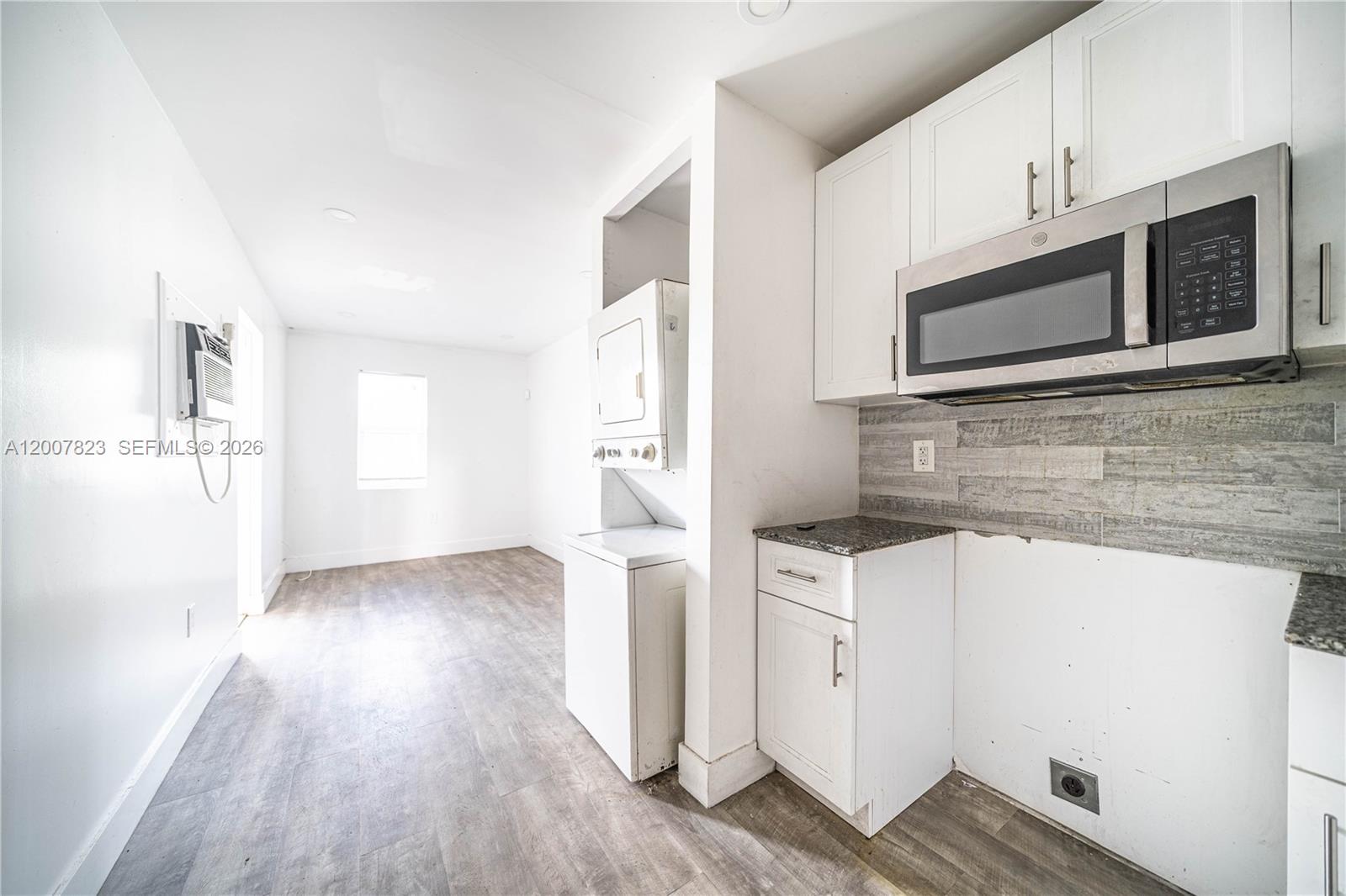 2406 Northwest 67th Street Miami, FL 33147 - Photo 31 of 36