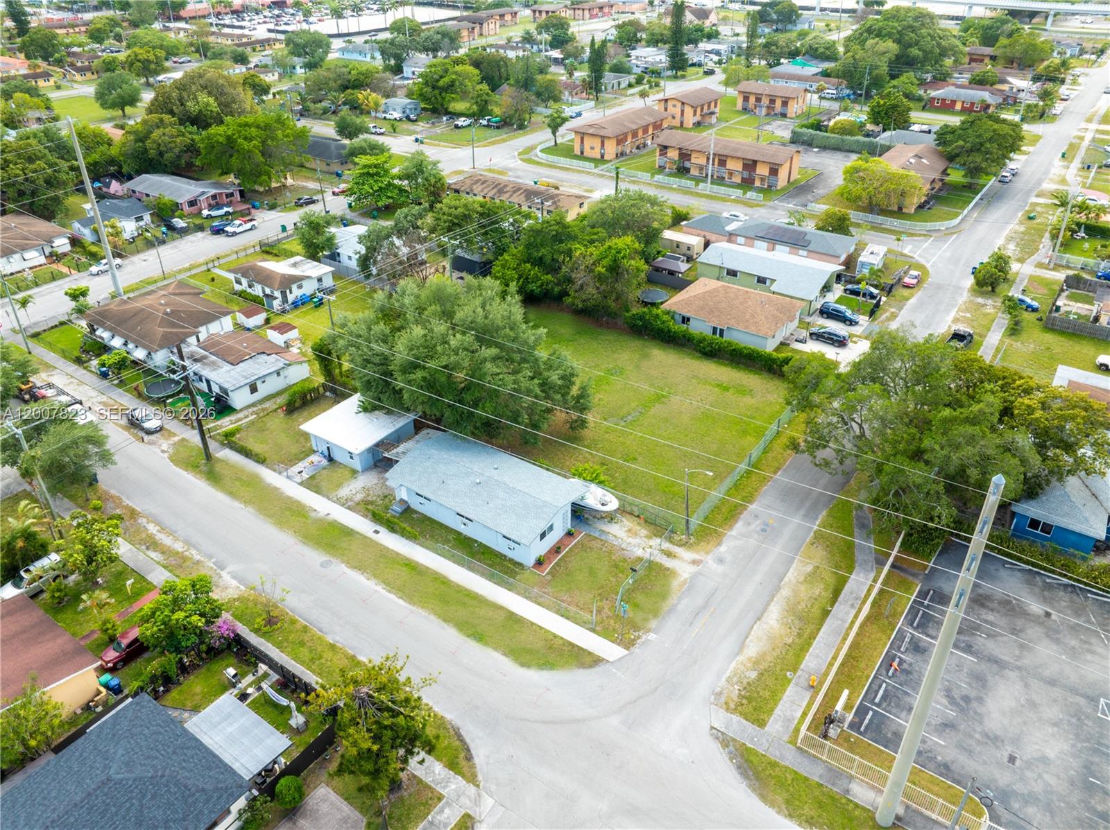 2406 Northwest 67th Street Miami, FL 33147 - Photo 4 of 36