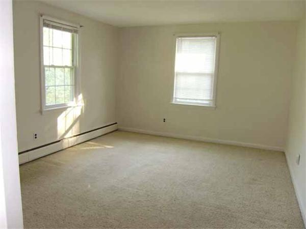 88 Dascomb Road Andover, MA 01810 - Photo 9 of 15 Gallery Image 9
