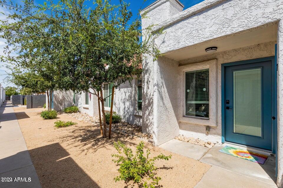 4229 North 17th Street Phoenix, AZ 85016 - Photo 2 of 20 a view of a entrance door of the house