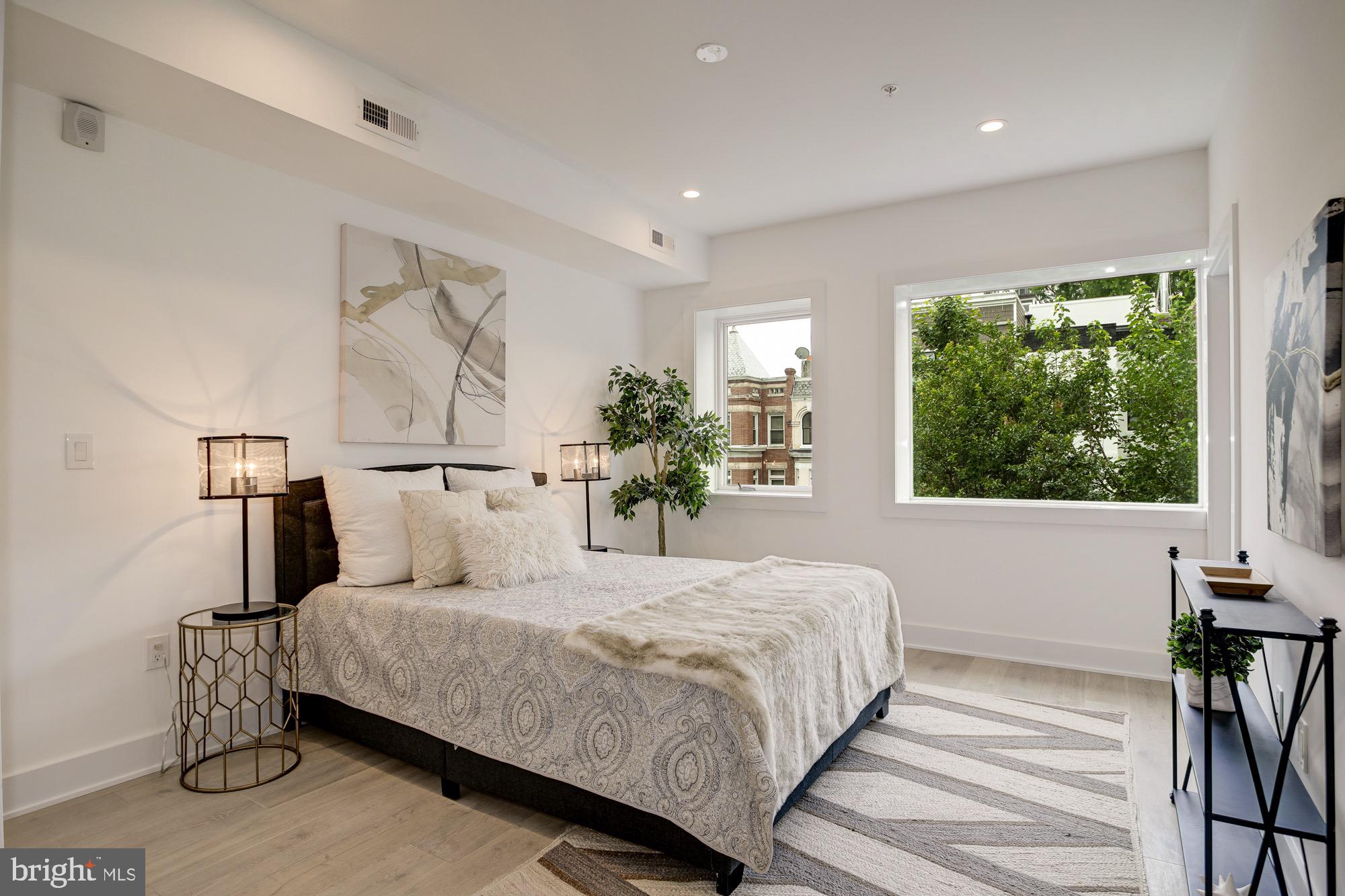 2429 Ontario Road Northwest, Unit 3 Washington, DC 20009 - Photo 1 of 11 Large bedroom